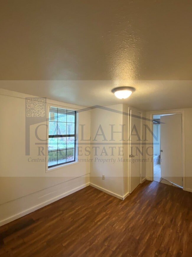 Photo - 700 W 33rd St Unit A