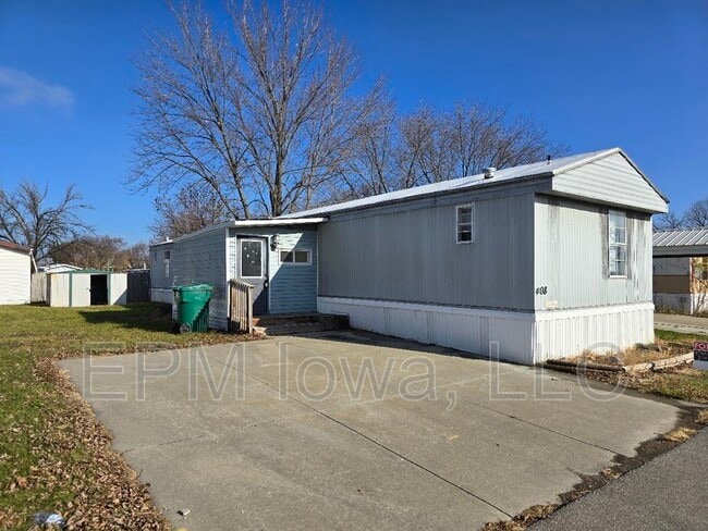 Building Photo - 700 W Ridgeway Ave
