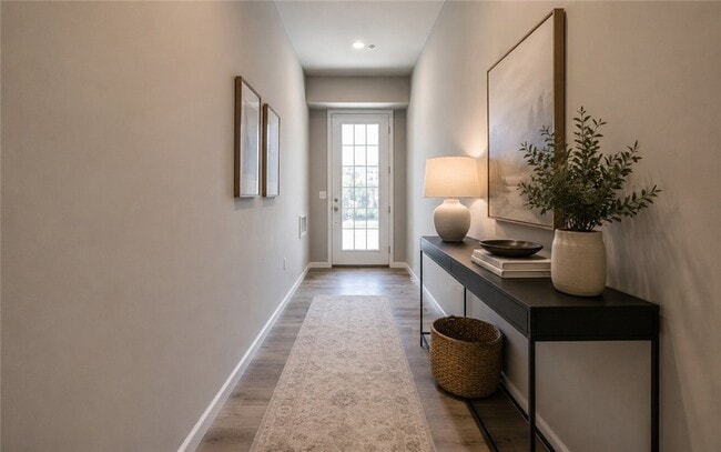 Photo - 1439 Hastings Cres