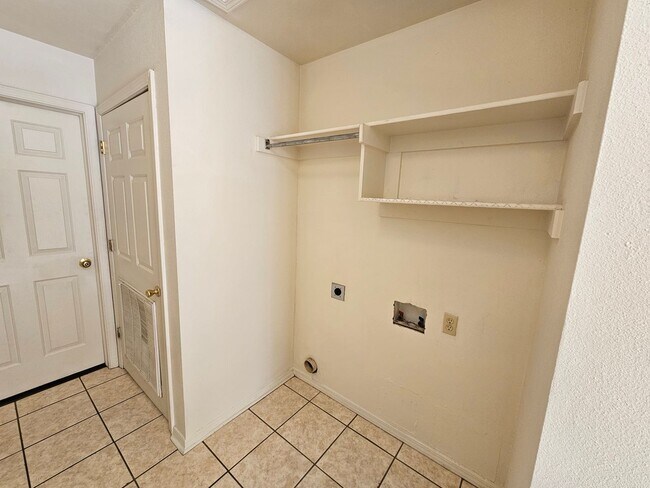 Photo - 1859 Brazil Ave