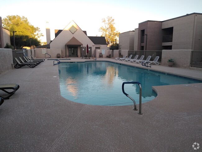 Building Photo - 1340 N Recker Rd Rental