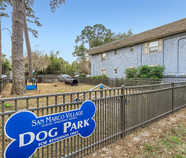 Photo - 2166 Dunsford Terrace Unit 2