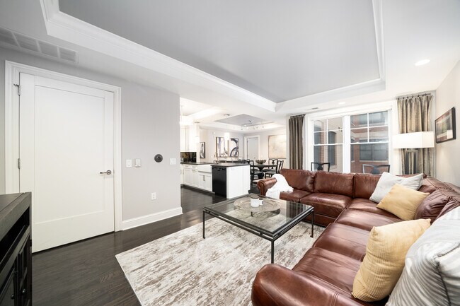 Living Room - 40 W Park Pl Unidad 404