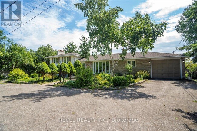 Photo - 1296 Waterdown Rd