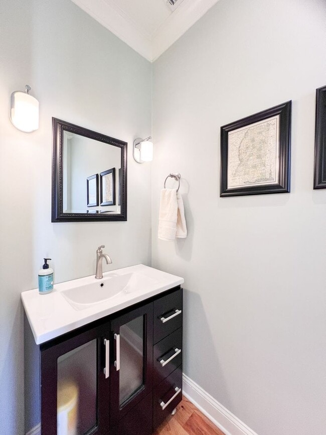 Photo - Spacious Home in Solamere Subdivision