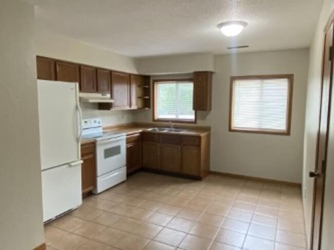 Photo - 195 Wiley Blvd NW Unit 3