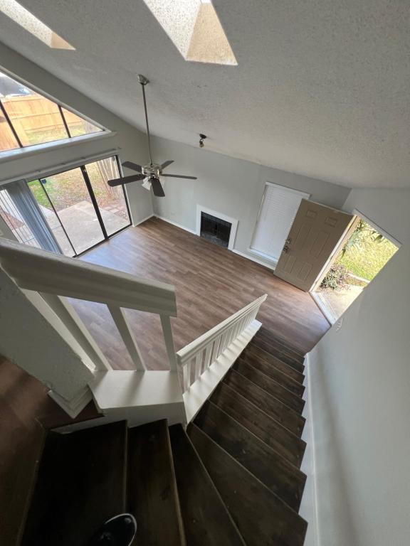Photo - 1033 Morningside Ct