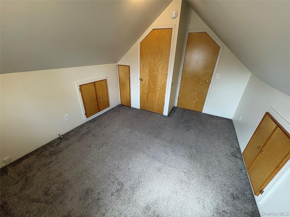 Photo - 54 Francine Dr N