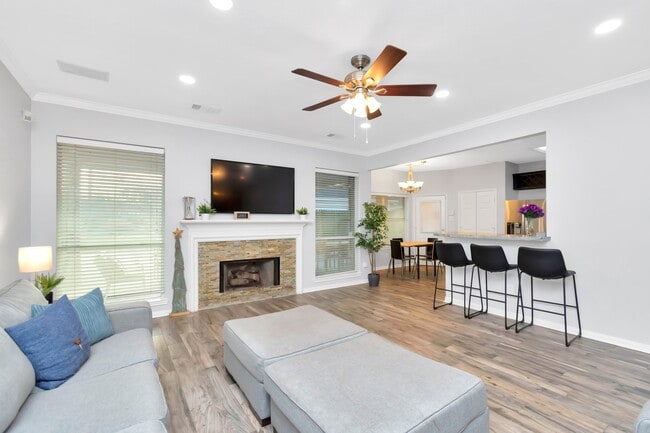 Photo - 10007 Hickory Trail Ln