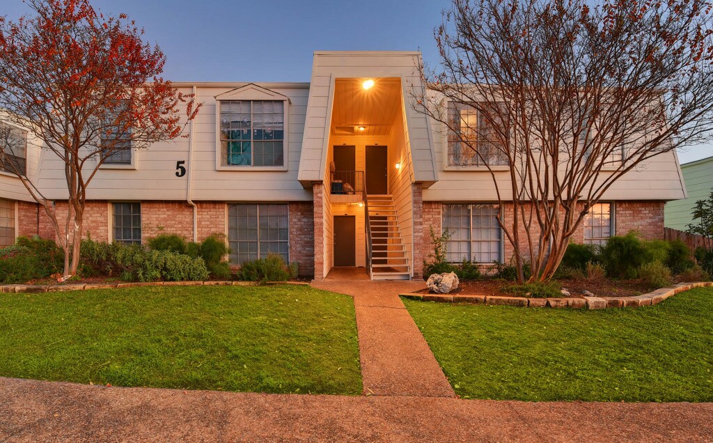 ascent at northgate apartments for rent in austin tx forrent com