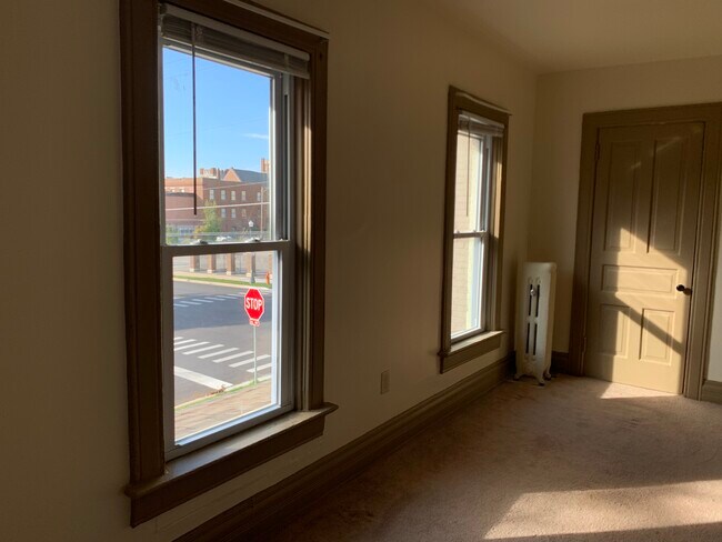 Living room view - 6 S Ellsworth St Apartments Unit 1