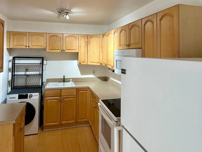 Photo - 1733 Mayo St Condo Unit 8