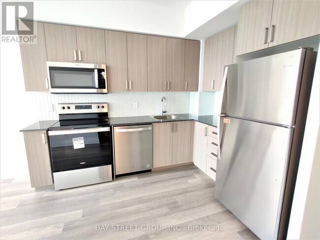 Photo - 1603 Eglinton Ave W Unité 206
