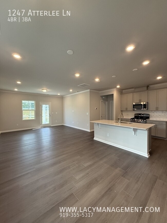 Photo - 1247 Atterlee Ln