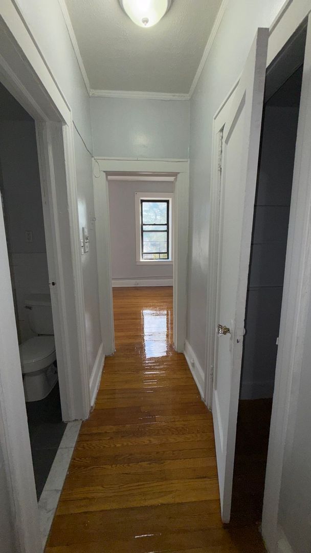 Photo - Hill Manor - Renovated Apartments Near Train Station