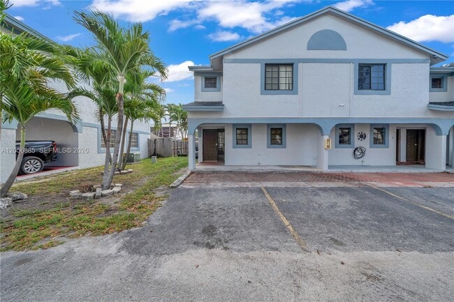 Building Photo - 1535 SW 122nd Ave