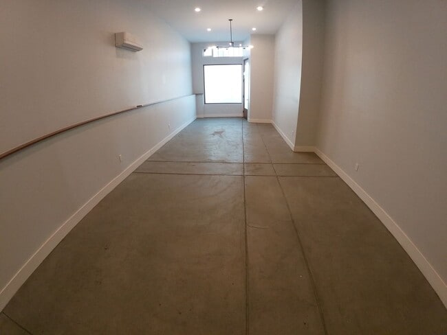 Photo - 5610 Martin Luther King Jr Way