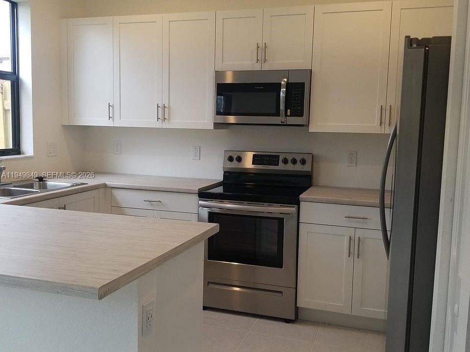 Photo - 21050 NE 8th Ave