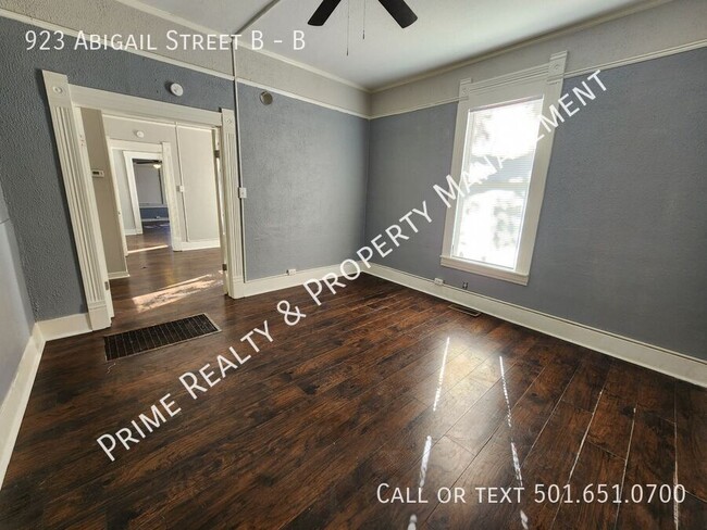 Photo - 923 Abigail St Unidad B