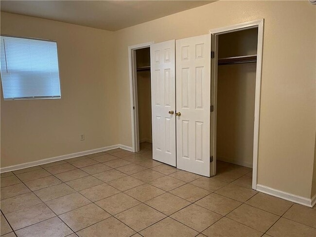 4734 Shalimar Dr
