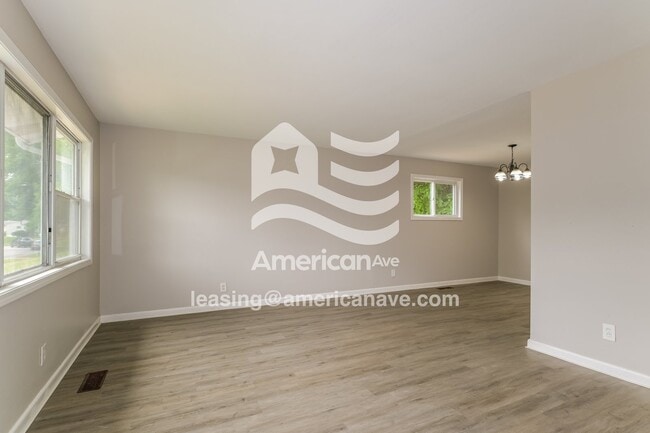 Photo - 937 Clearfield Dr