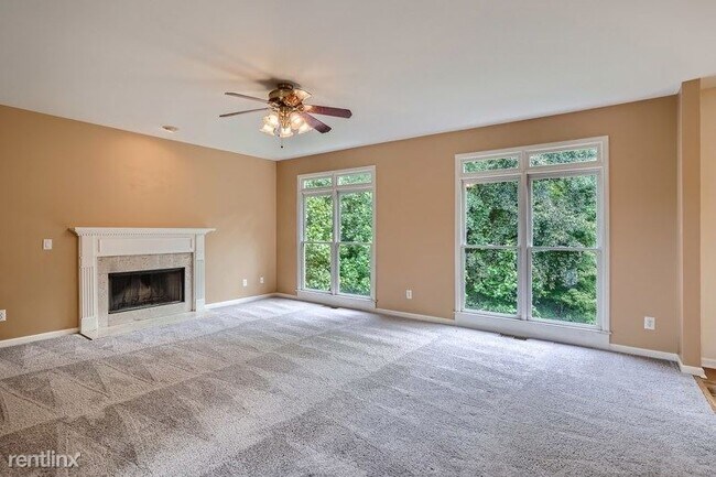 Photo - 5 br, 3.5 bath House - 62 Potomac Drive UNIT