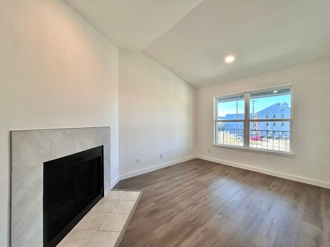 Photo - Move-In Ready 2BR, 2BA with Fireplace, Balcony & Laundry Room