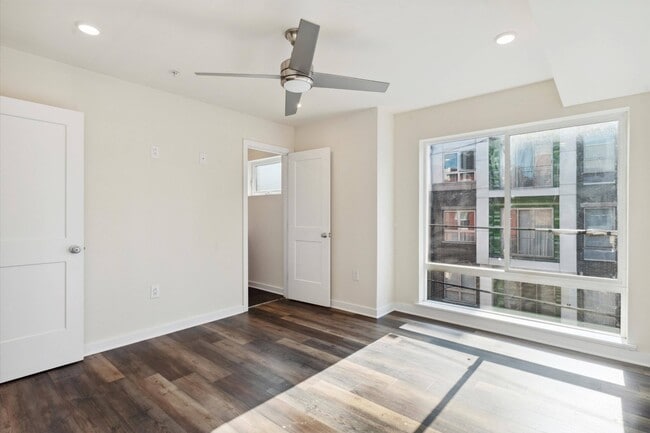 Photo - 1330 N 15th St Unit B2