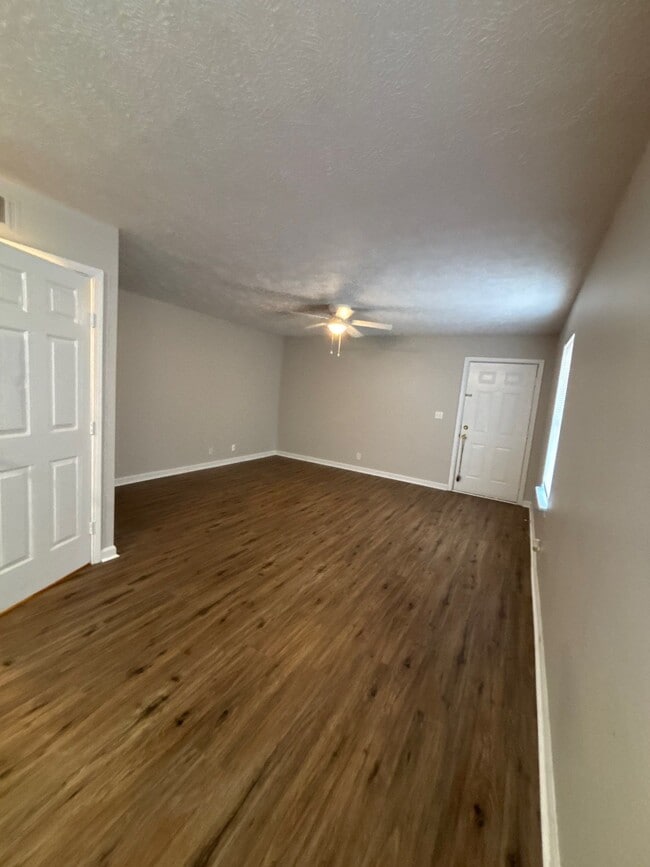 Photo - 5180 Keegan Way