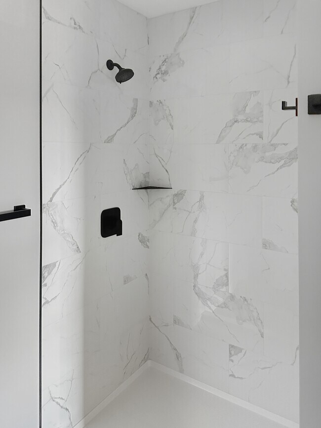 Photo - 12 Old Starnes Cove Rd