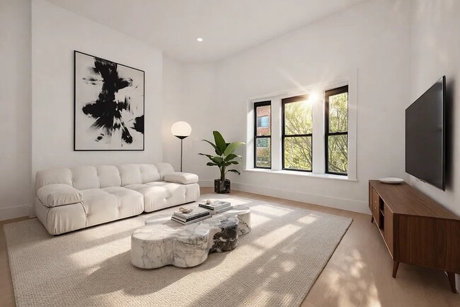 Building Photo - 704 Eighth Avenue