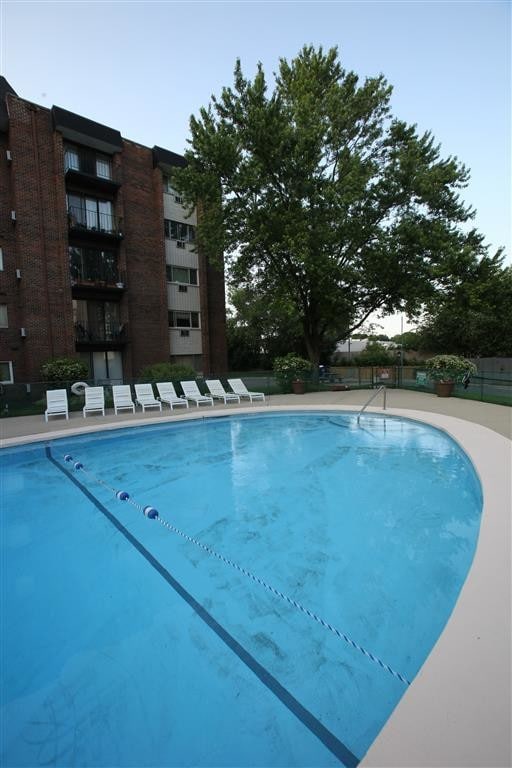 Lisle Station Apartments