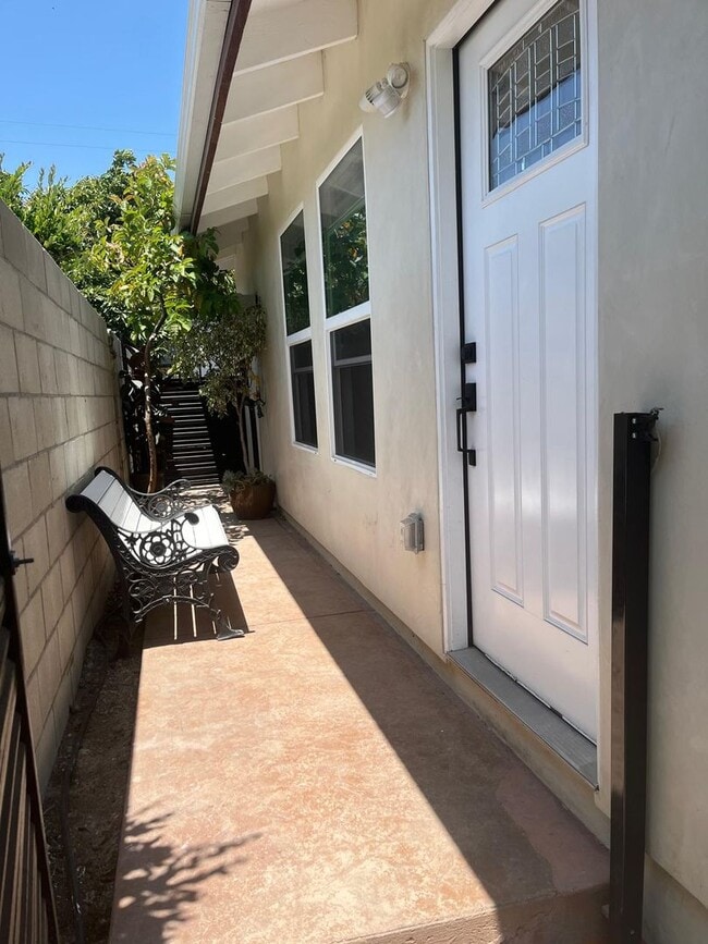 Modern 2-Bedroom ADU in the Heart of Ventu... - Modern 2-Bedroom ADU in the Heart of Ventu... Rental