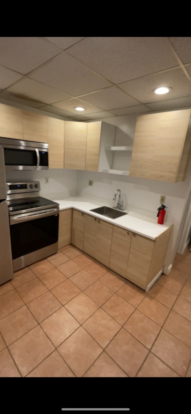Kitchen - 74 N Allen St Unit 2