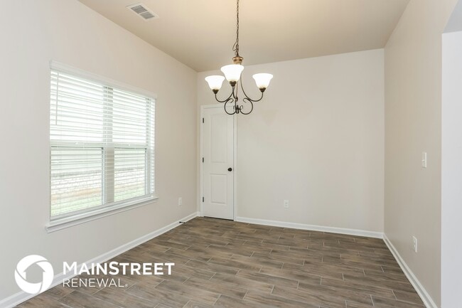 Photo - 264 Magnaview Dr