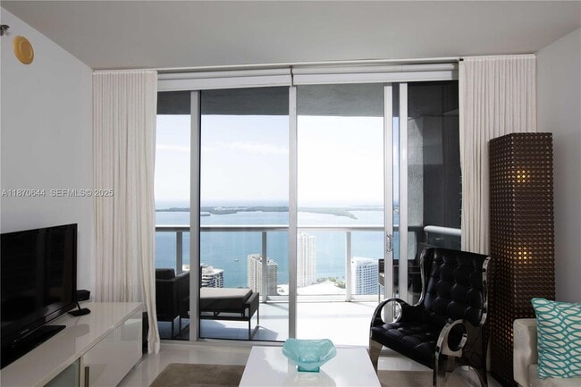 Photo - 475 Brickell Ave Unit 5007