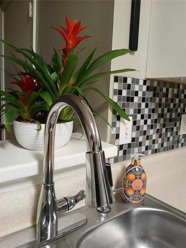 Photo - 3618 San Simeon Cir