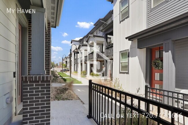 Photo - 1320 Hoyt St