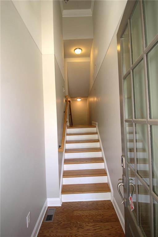 Photo - 335 Rose Garden Ln