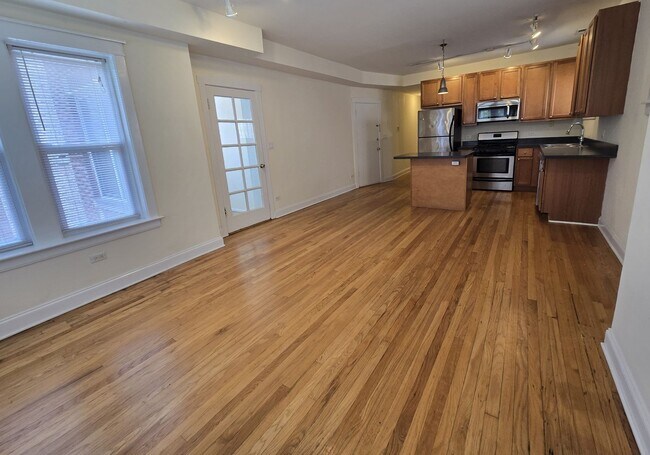Photo - 4926 N Albany Ave Apartment Unit 2N