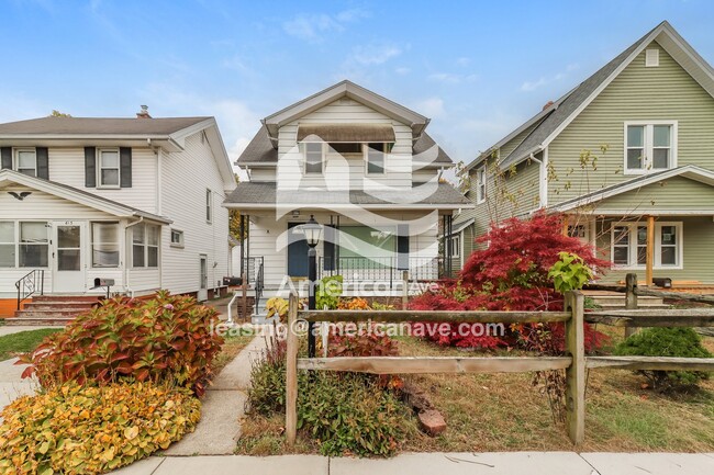 Building Photo - 617 Toronto Ave