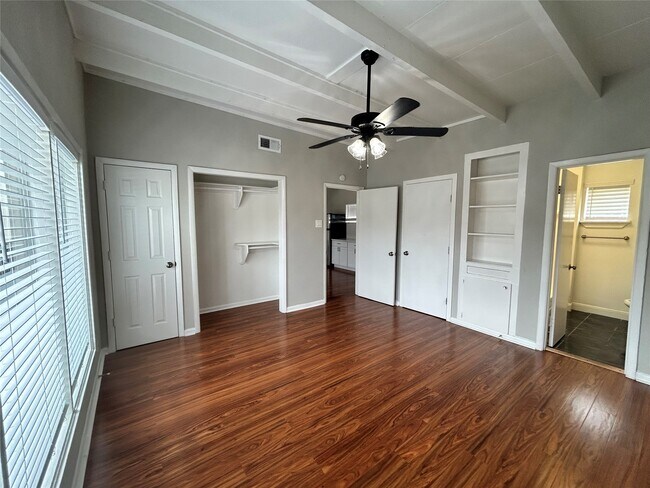 Photo - 219 Marshall St Unit 216