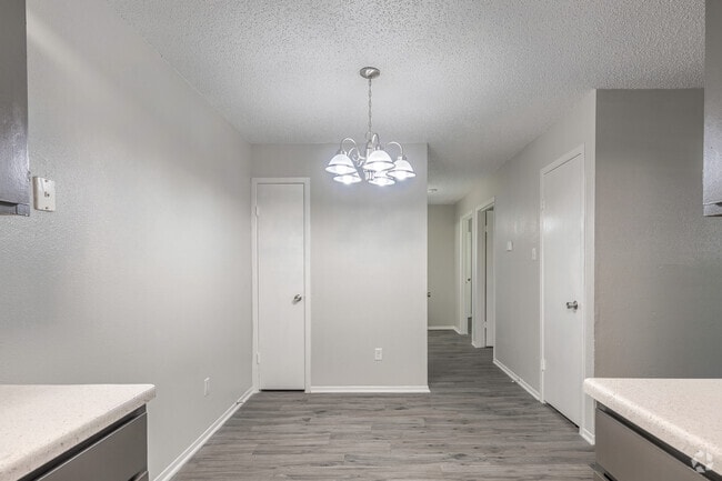 2BR, 1BA - 929SF - Trails on Treadway