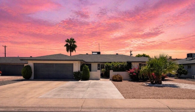 Photo - 1237 E Riviera Dr