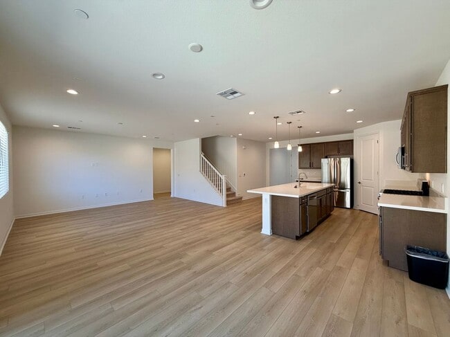 Photo - 21600 Thomas Ct
