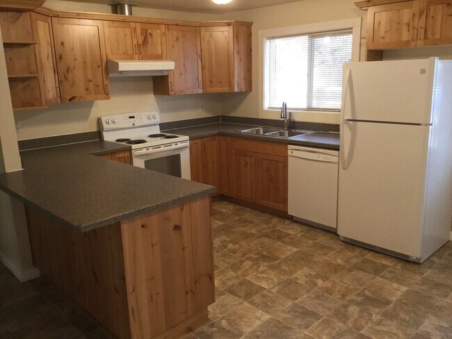 Photo - Westside 3 Bedroom House, New Kitchen, Paint, Flooring & Appliances, Attached Garage