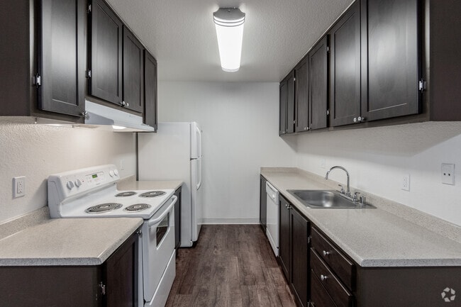 2BR, 1BA