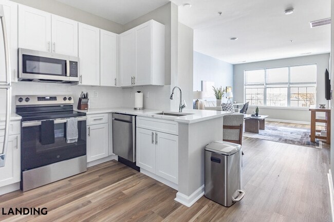 Photo - 100 River Park Dr Unit 324