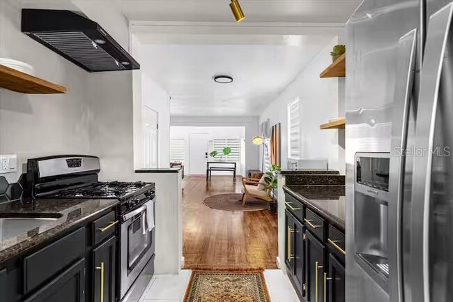 Photo - 1916 Garvin St