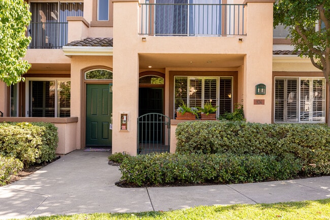 Photo - 104 Tropea Aisle Unit 104